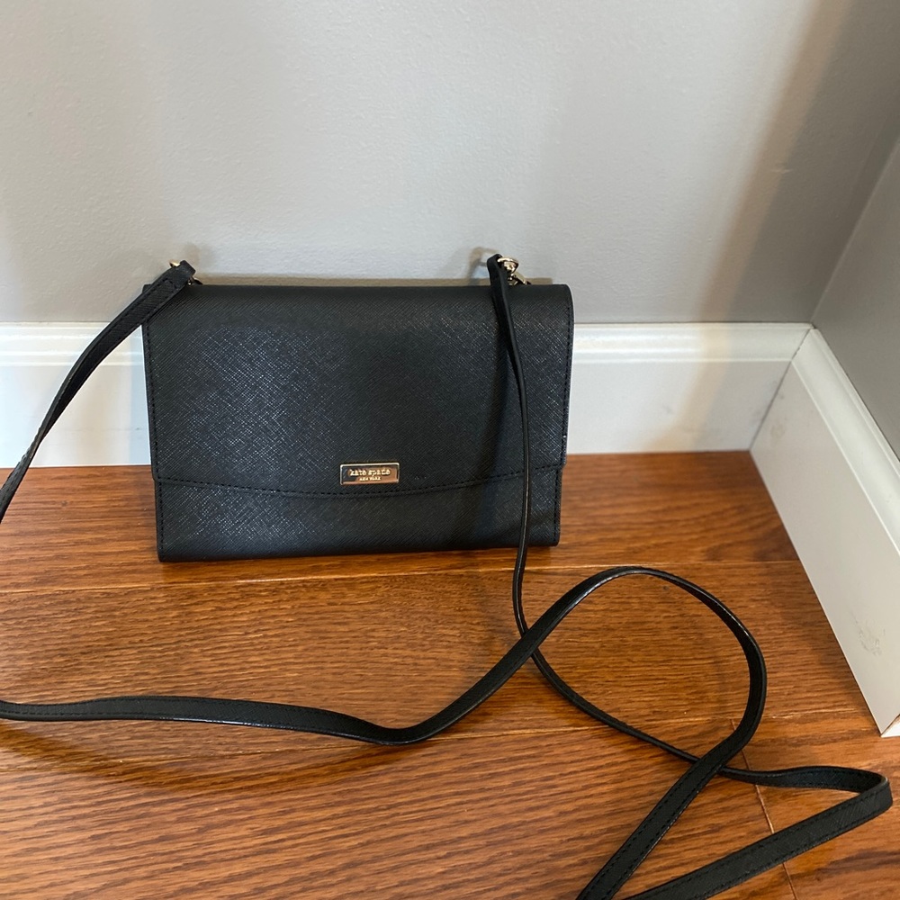 Kate Spade Laurel Way Winni Black Safiano Leather Crossbody Clutch Wallet